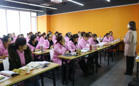 东莞月嫂培训正规机构(优质月嫂培训服务)