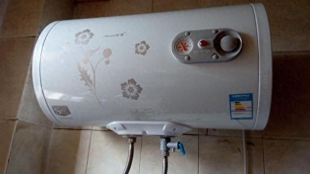 热水器怎么清洗(热水器怎么拆开清洗内胆)