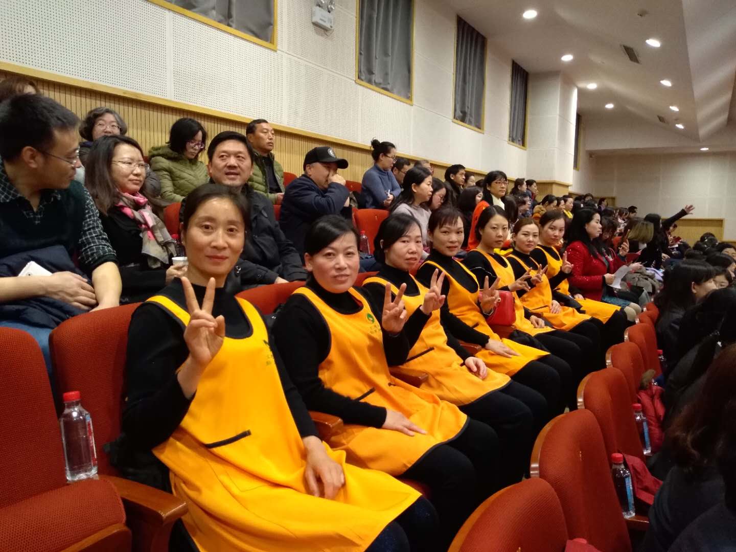 为什么选择武汉专业月嫂公司
