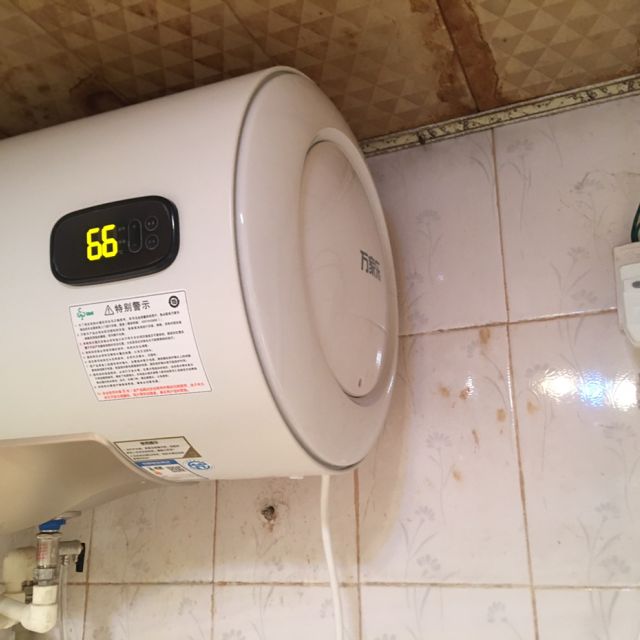 2. 检查热水器面板设置