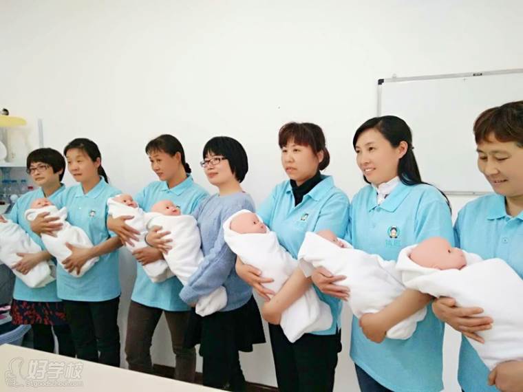 母婴家政提供专业的婴儿护理