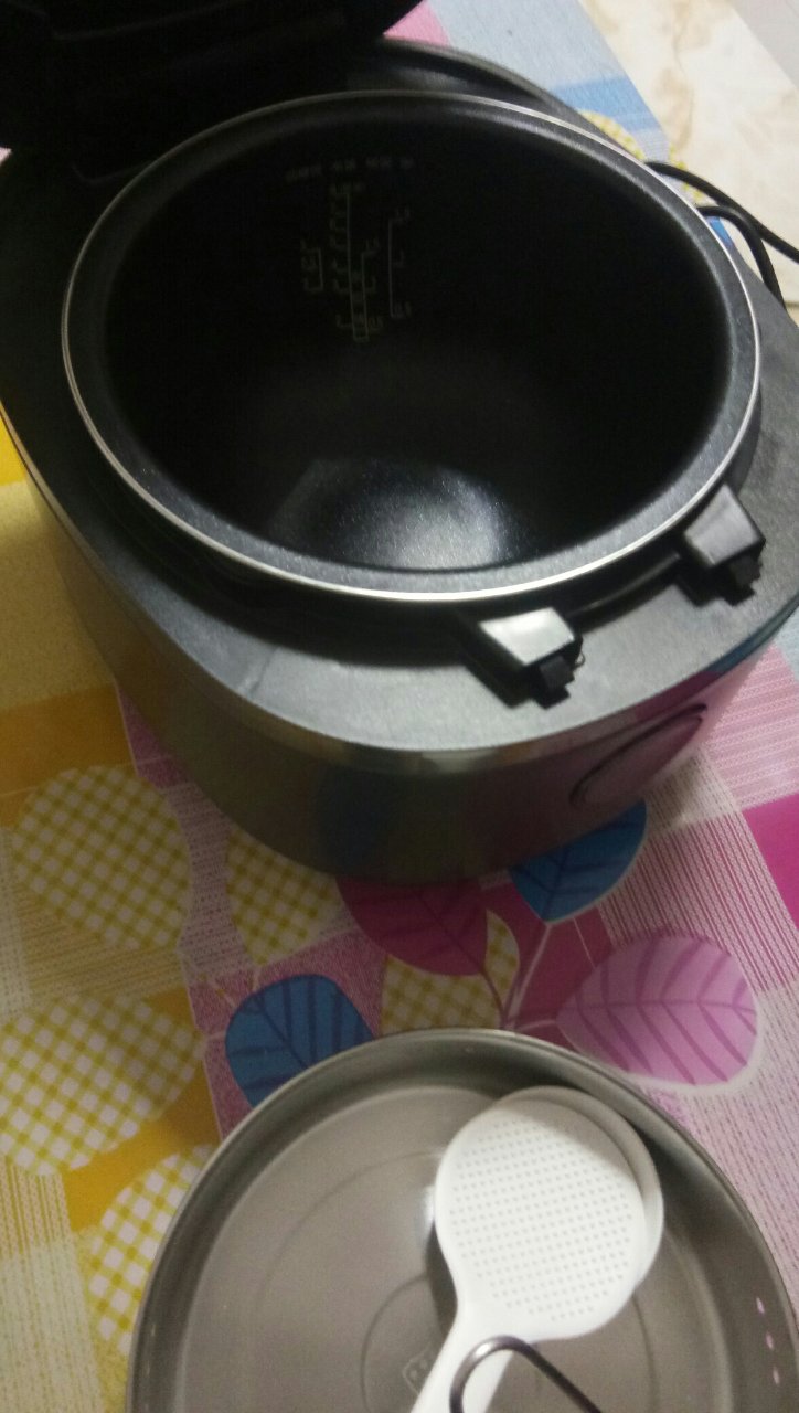 2. YYY品牌电饭锅