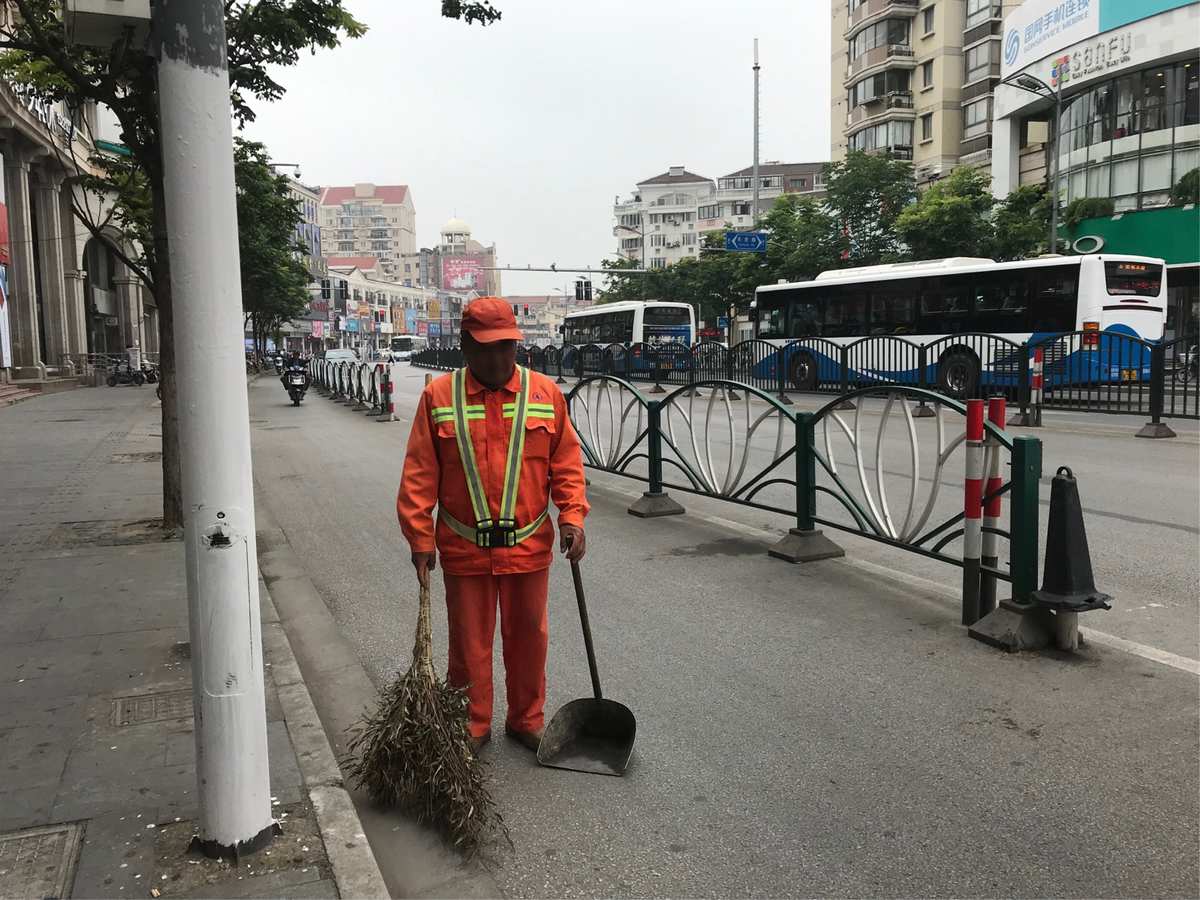 上海清洁工薪水和待遇对比