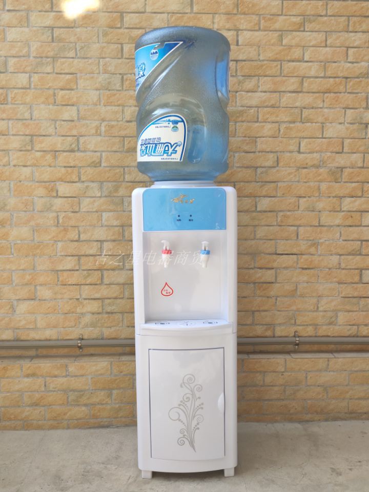 2. 反渗透饮水机