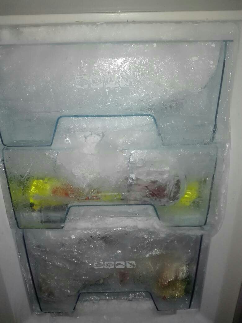 冰箱保鲜层结冰的解决方法