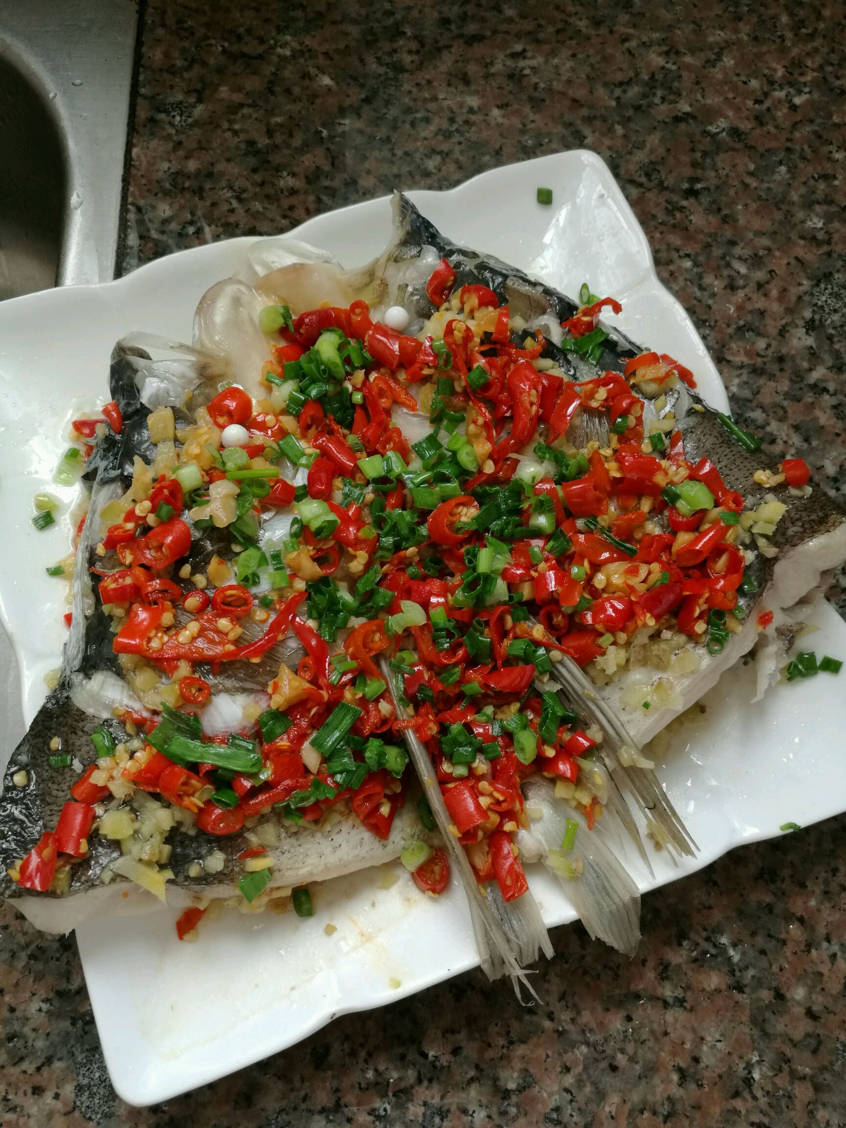 如何烹饪剁椒鱼头