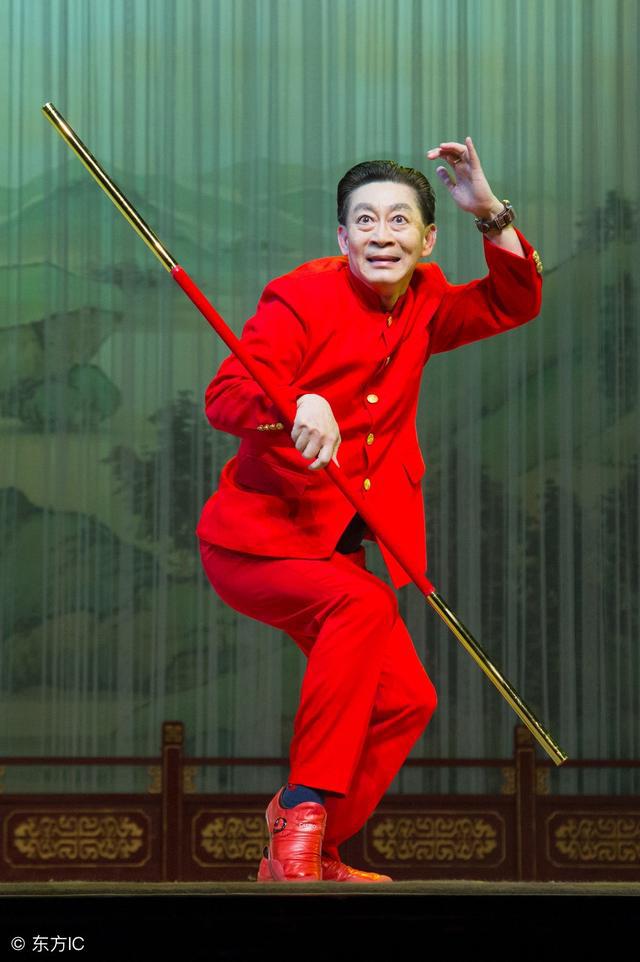 六小龄童的个人生活