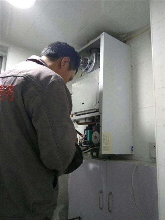 壁挂炉维修电话：您的壁挂炉故障热线
