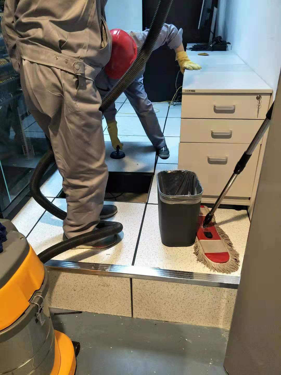 联系我们