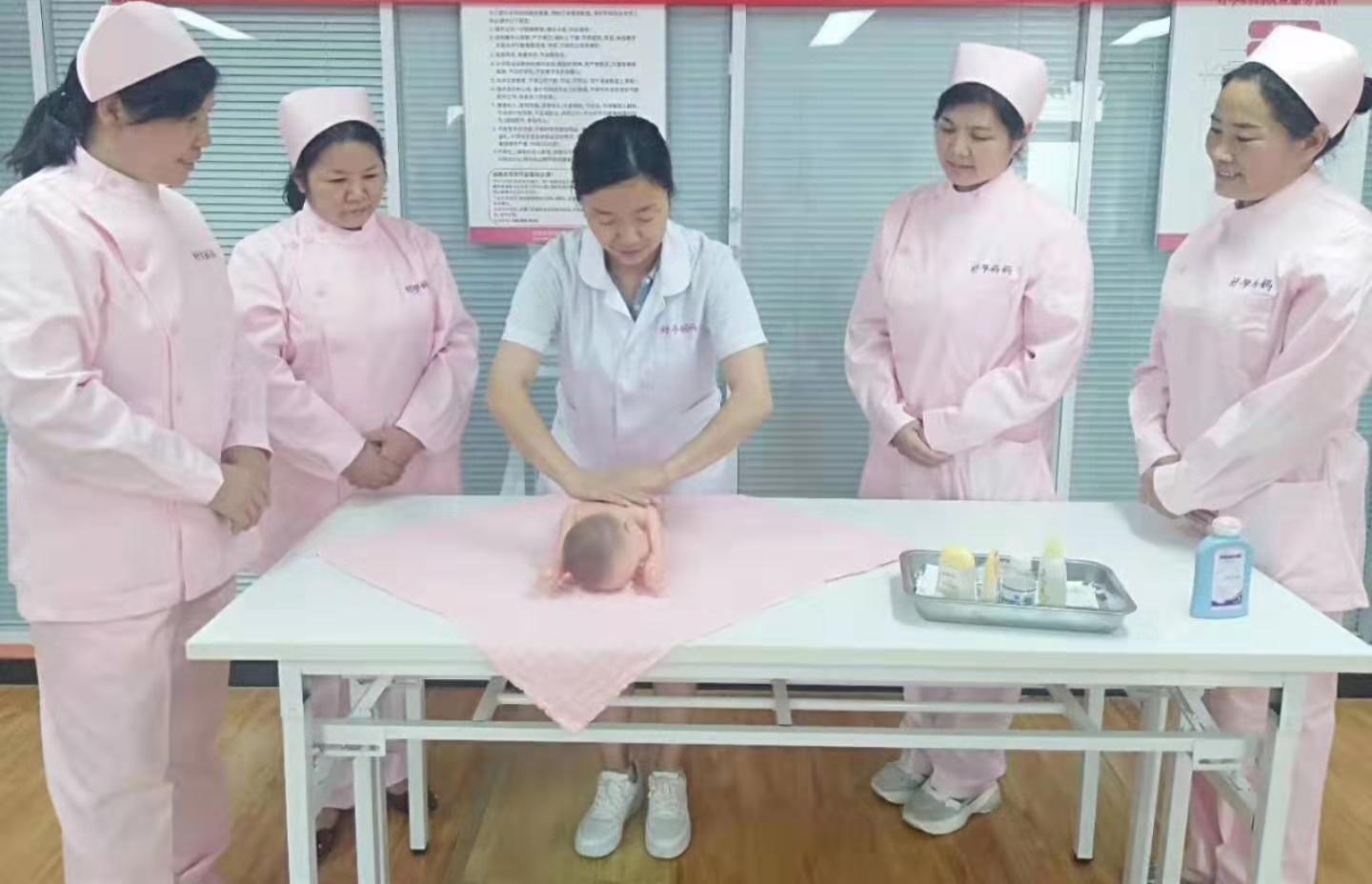 如何选择培训育儿嫂