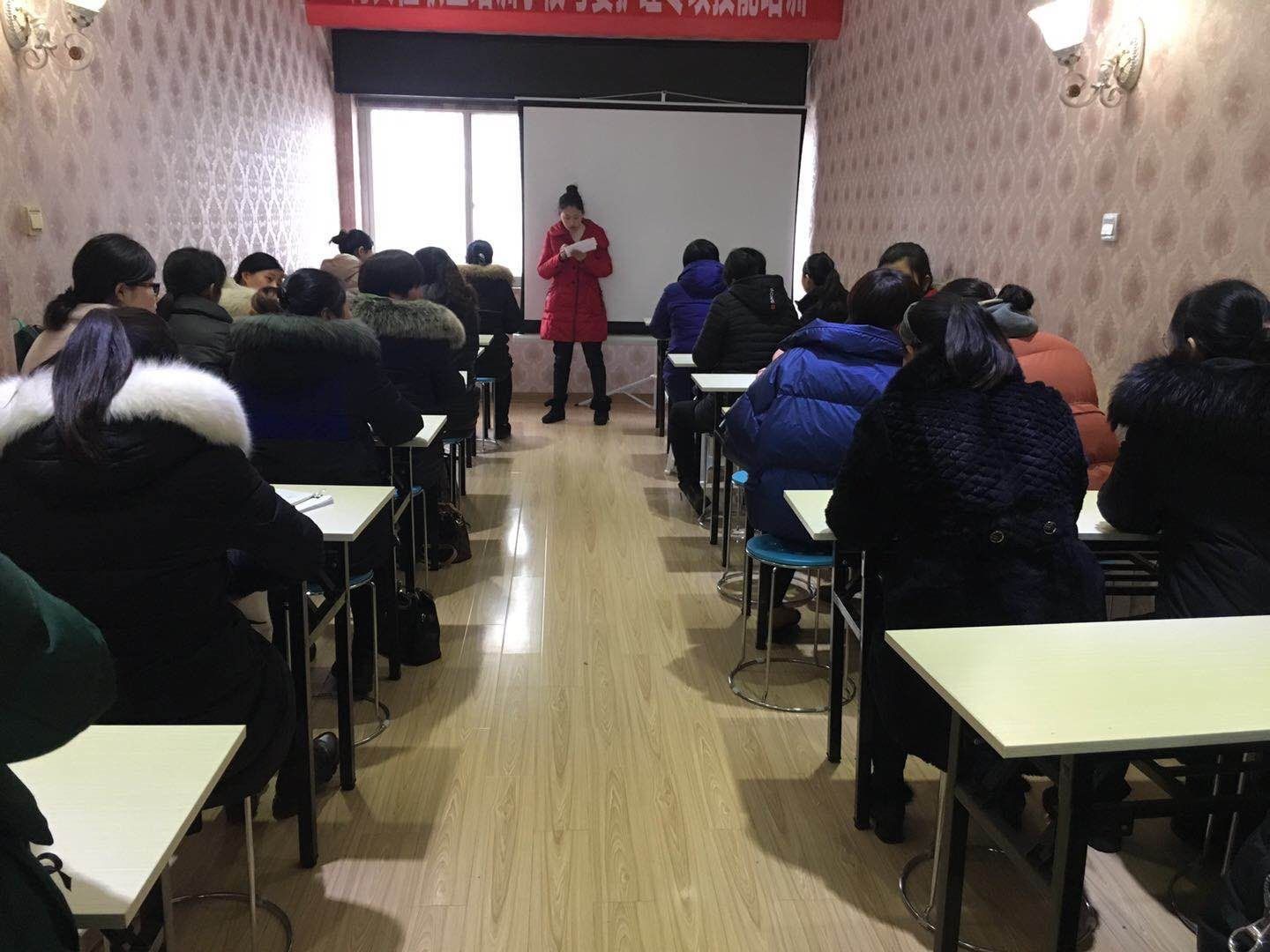 月贝佳月嫂培训公司全国连锁的优势