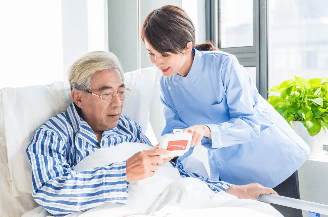 如何选择家庭陪护人员