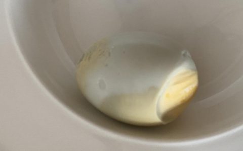 怎么看鸡蛋坏没坏(鸡蛋保质期-鸡蛋存放方法)