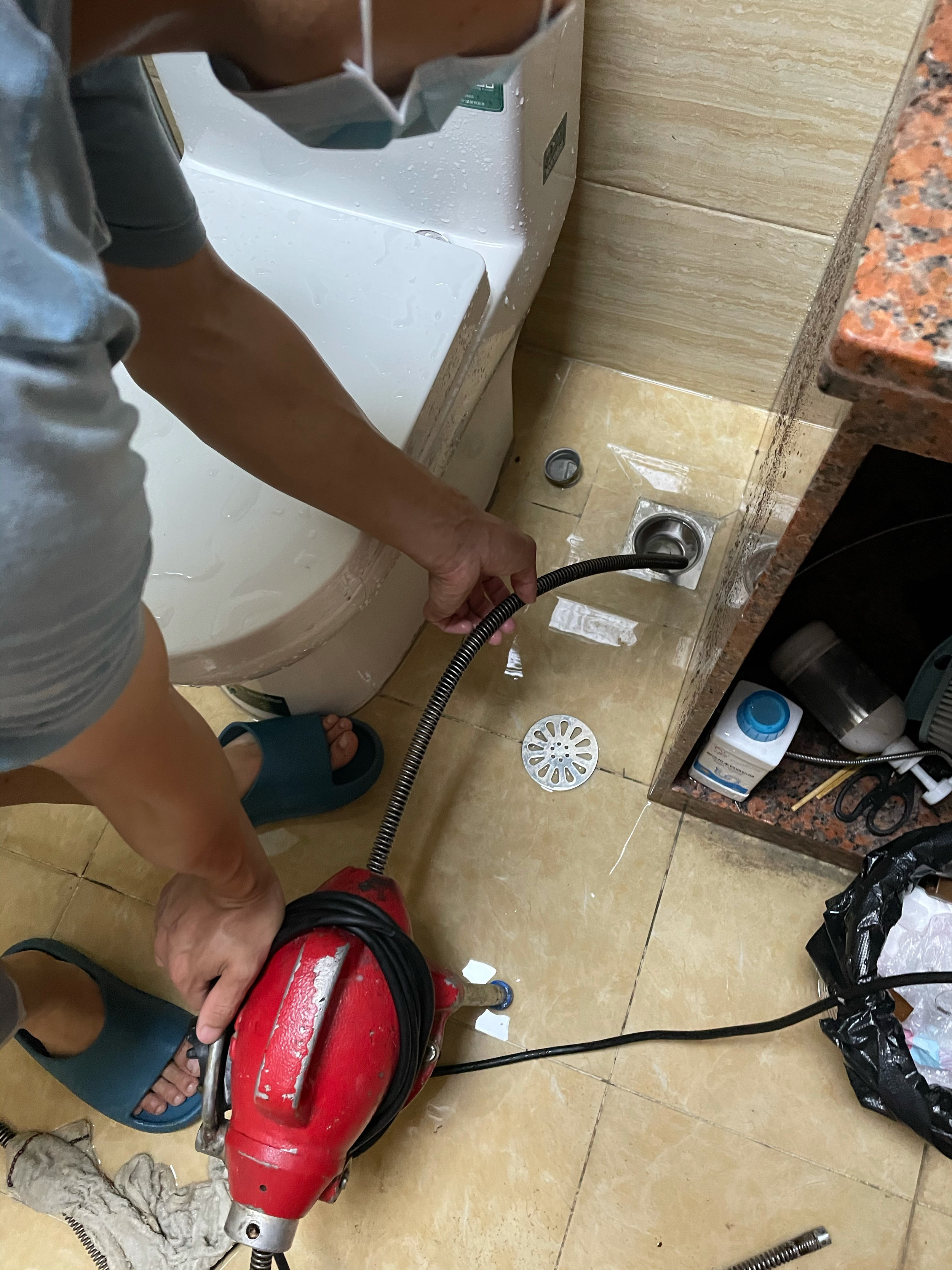 如何疏通马桶