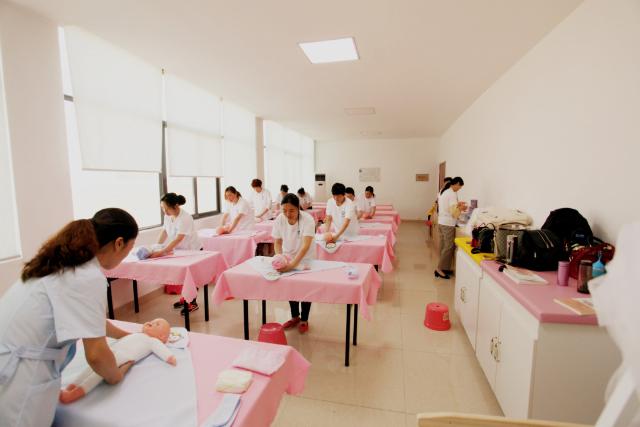 3. XX教育集团