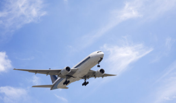 高空气流对飞行速度的影响