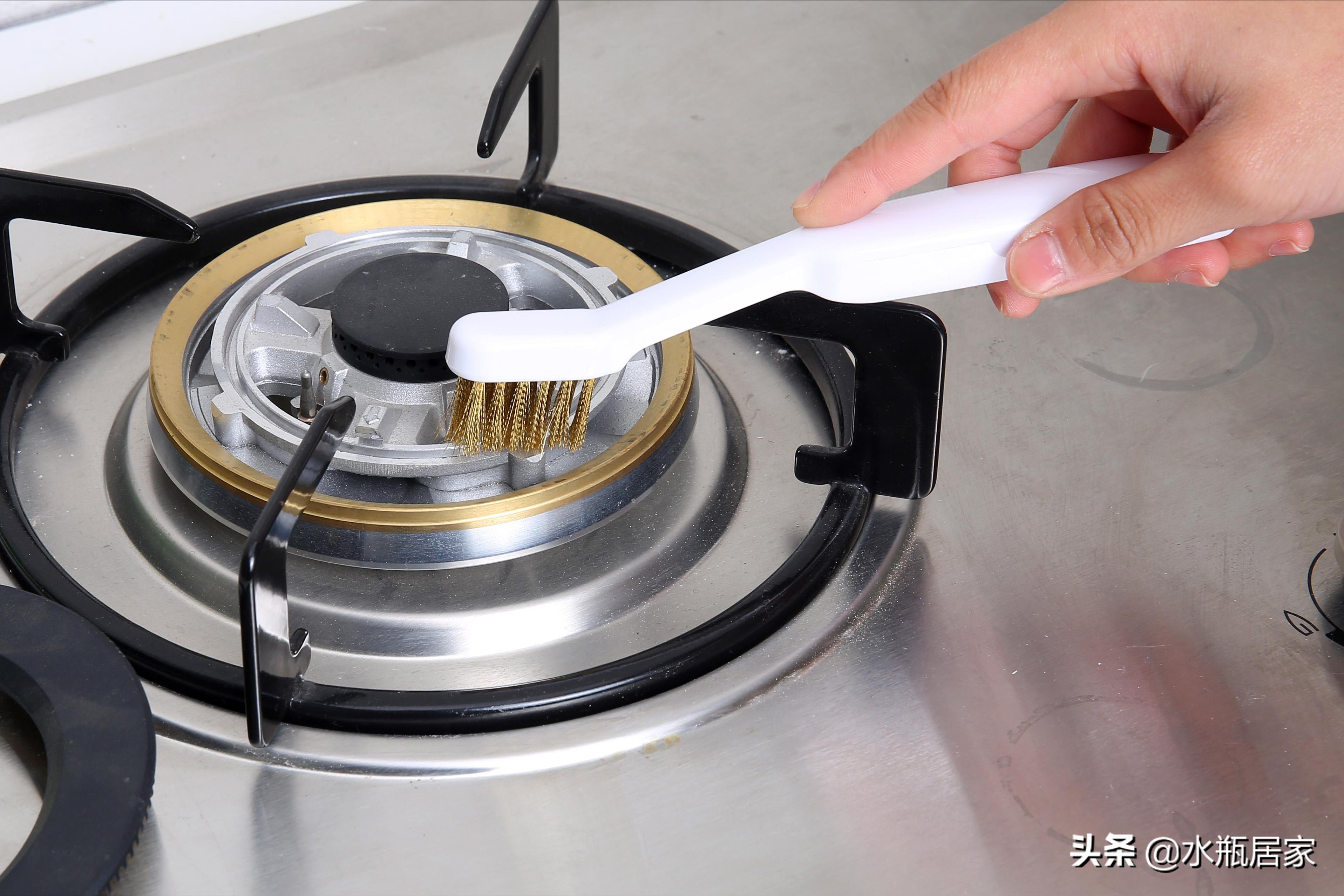 1. 灶具连接不良