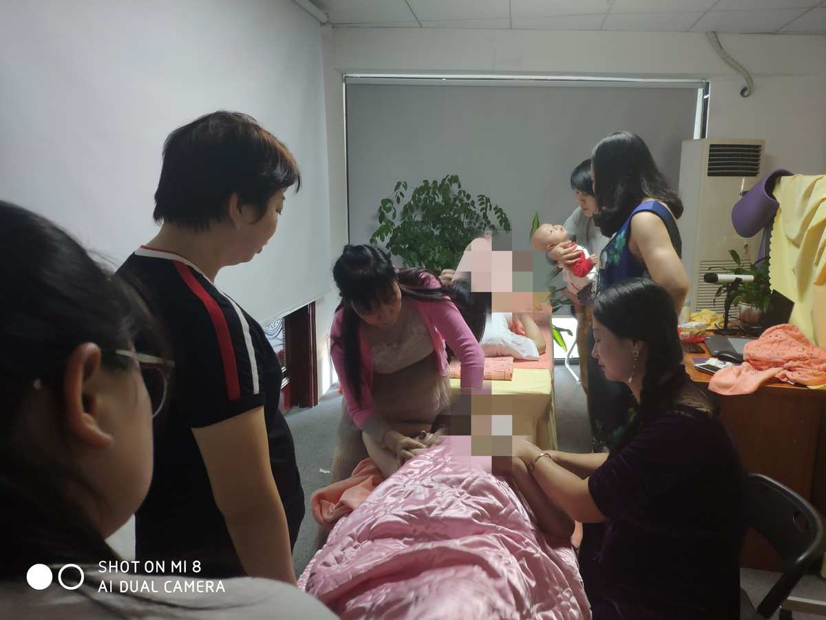 催乳手法和步骤视频