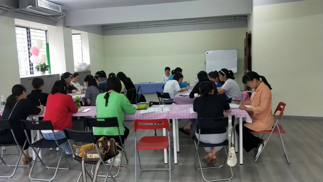 高端家政培训课程 - 提供职业发展机会