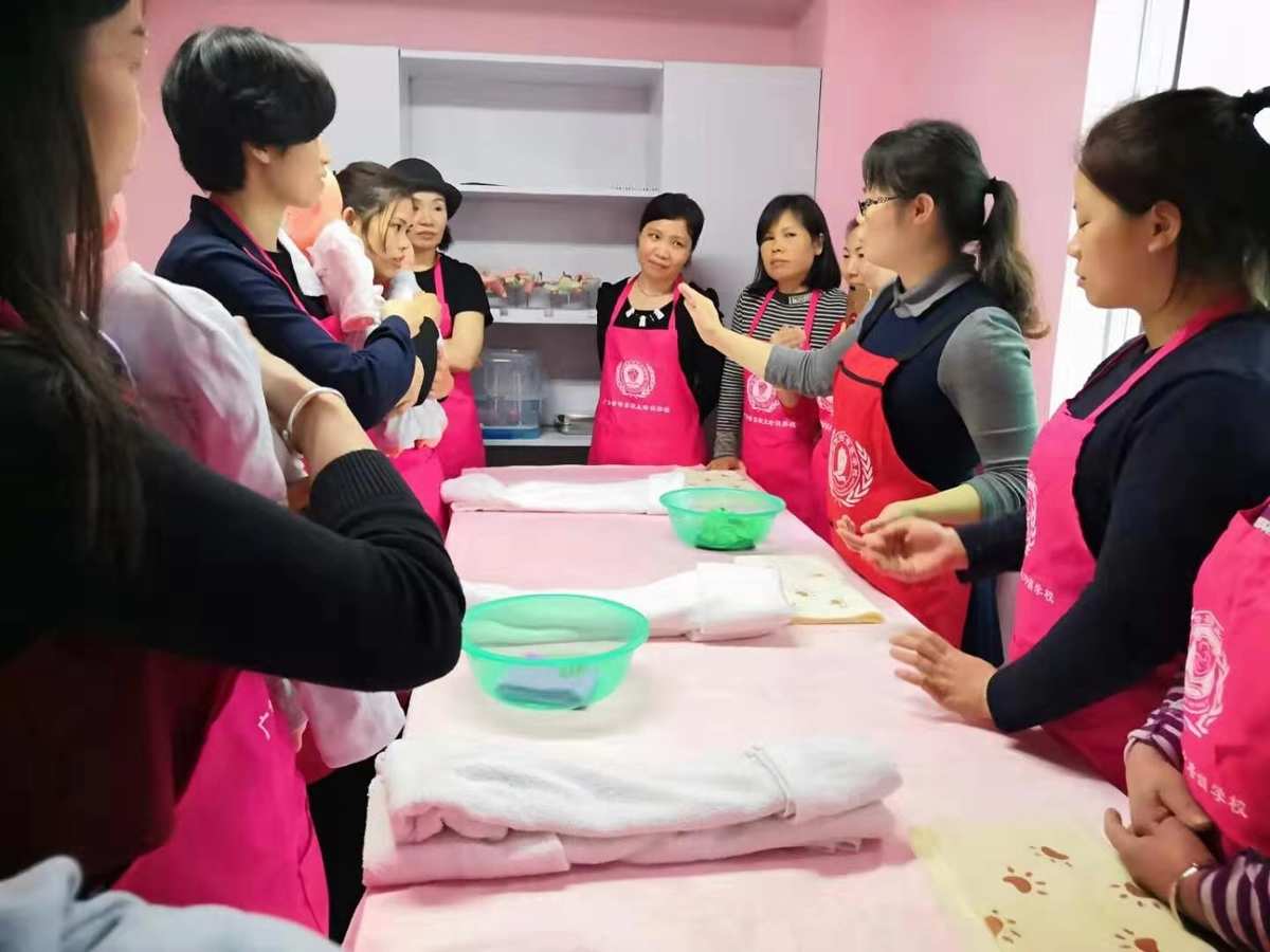 3. XXX母婴培训学校