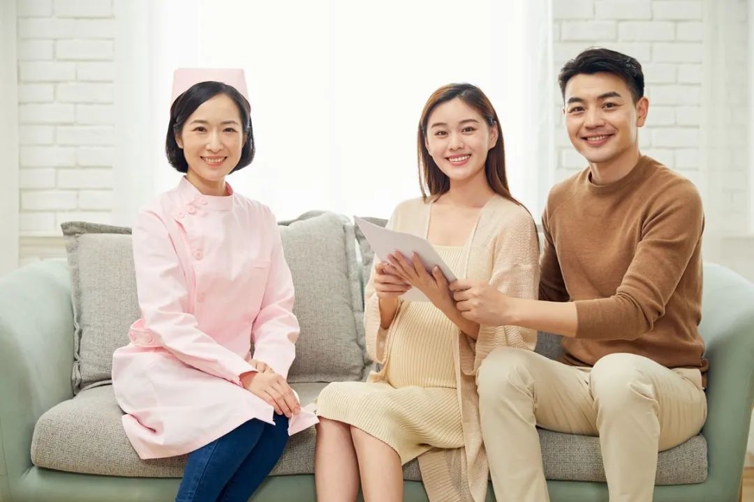 月子请月嫂费用的因素有哪些？