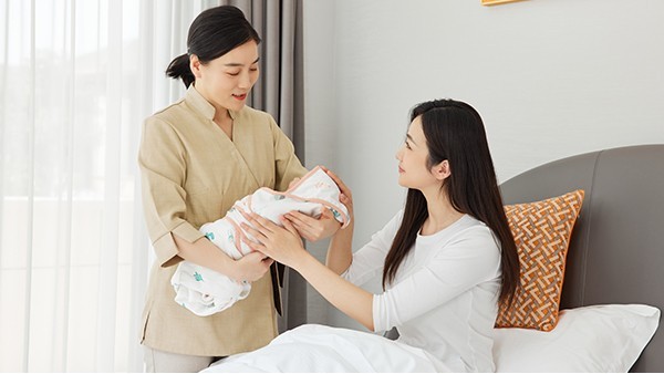 3. 护理婴儿