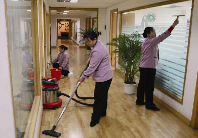 2. 找到合适的场地