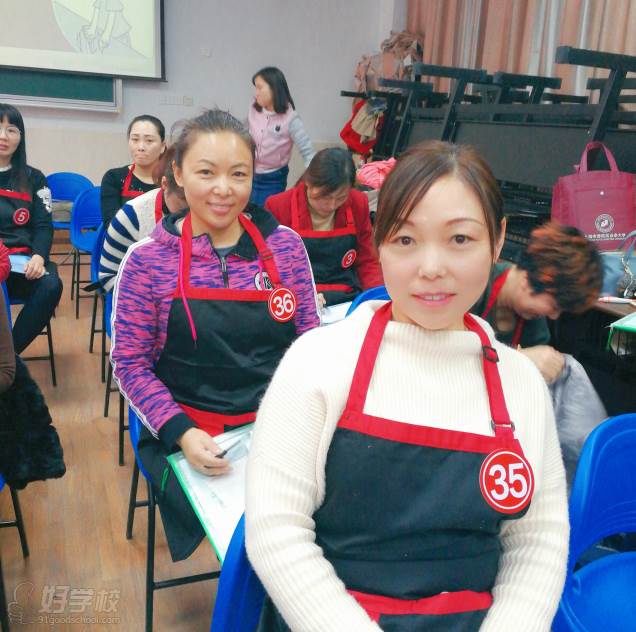 3. **公司