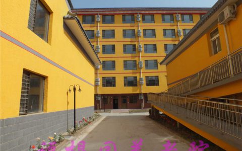 附近哪里有养老院招工(养老院招工条件)