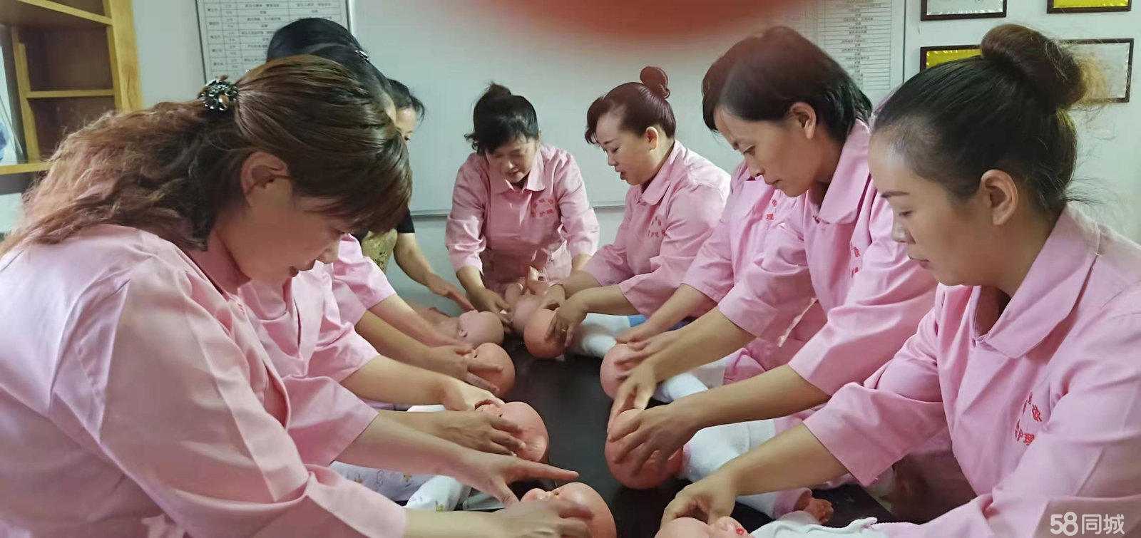 为什么要成为中级育婴师？