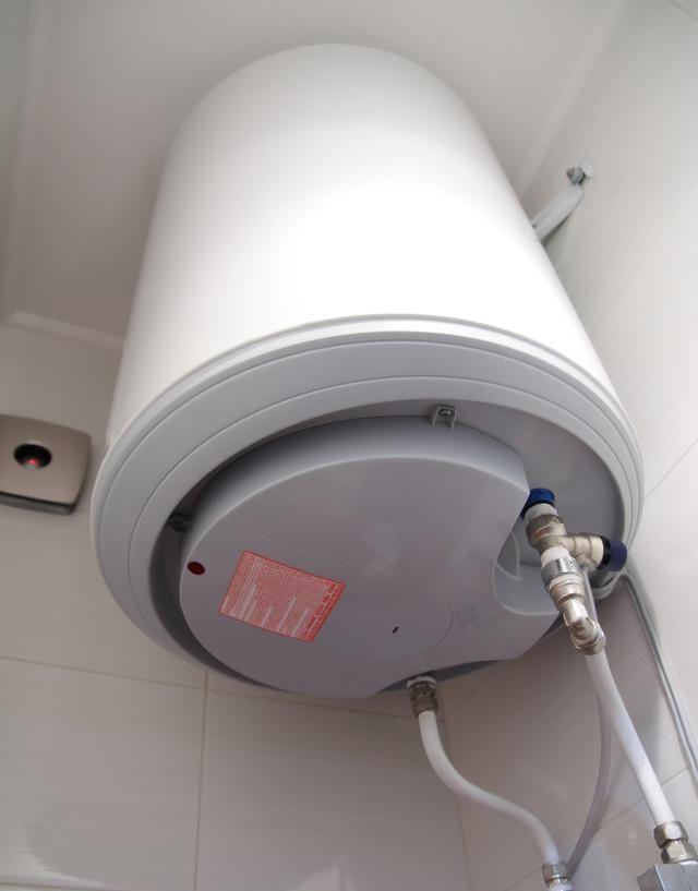 为什么选择我们的热水器修理服务电话？
