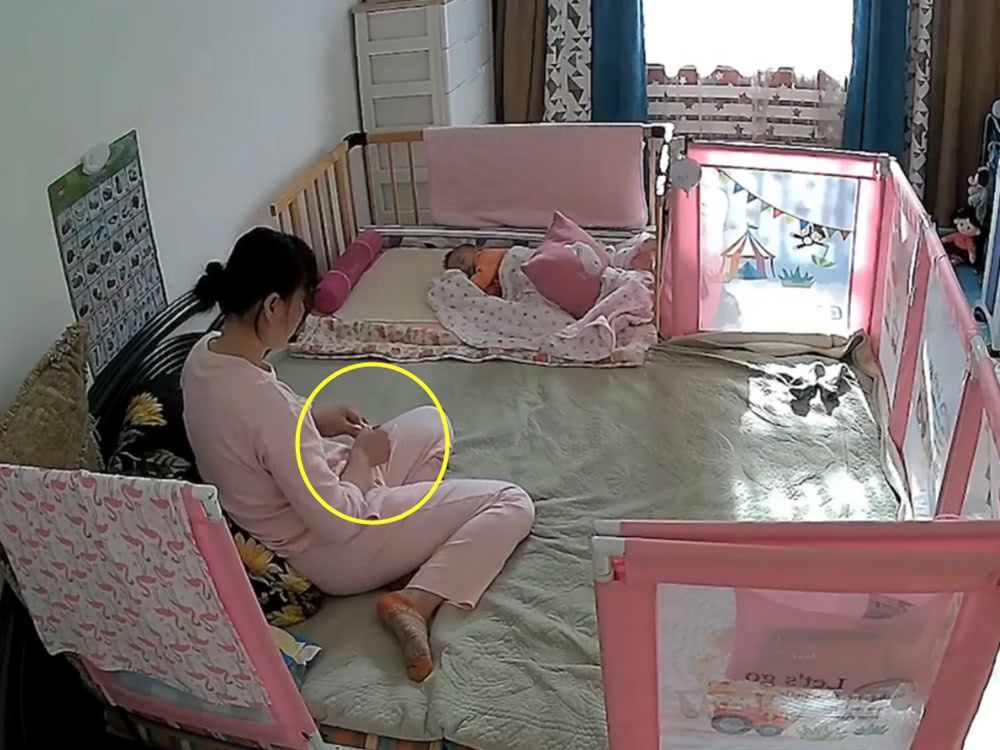 为什么选择陪孩子玩的保姆？