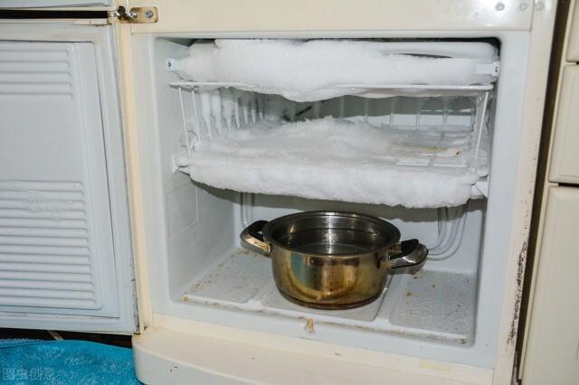 结冰原因三：食物潮湿