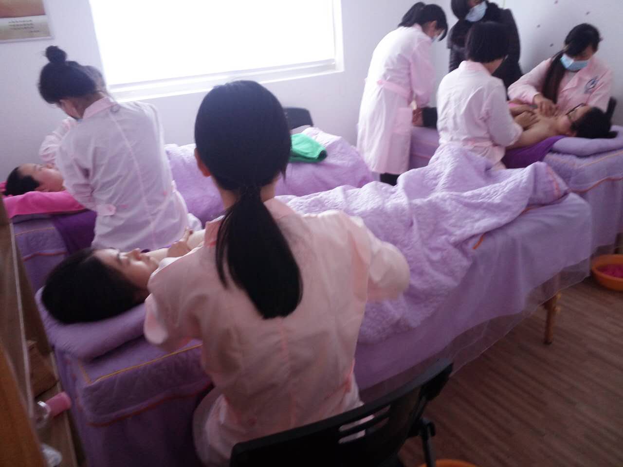 催乳师的手法教学视频能够带来的好处