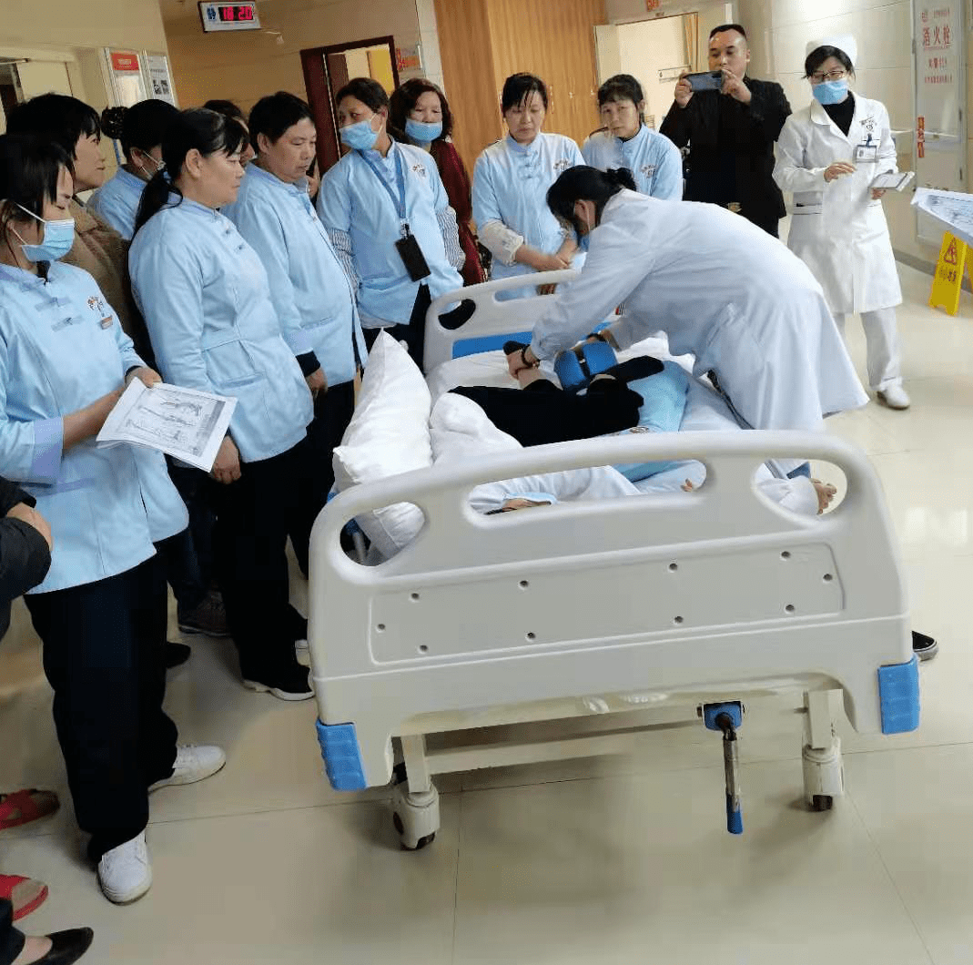 医院护工的培训和学习