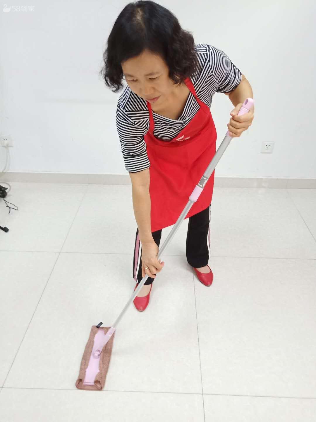 为什么选择深圳家政保姆公司？