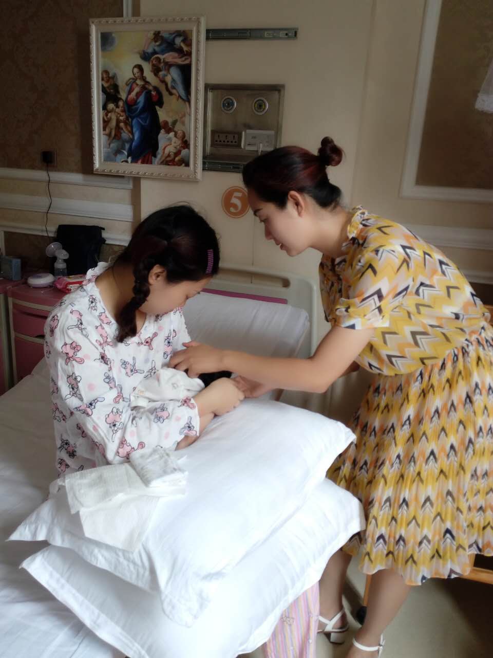 催乳师催奶小视频教程