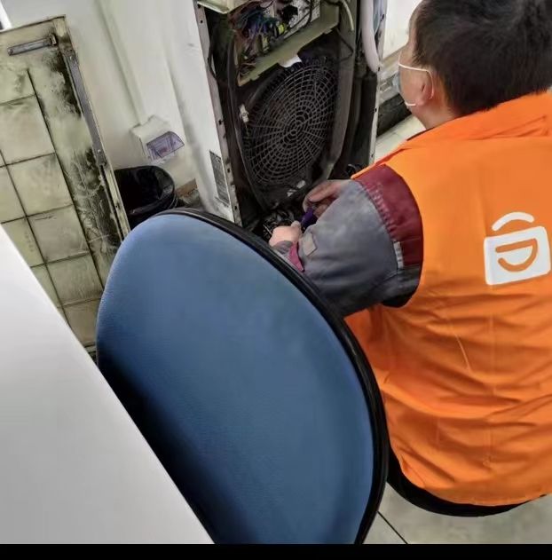 冰箱维修技师电话