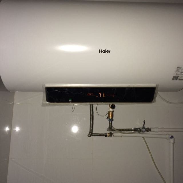 即热式热水器图片