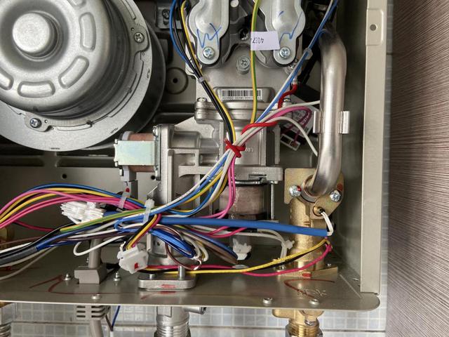 燃气热水器故障排查与修理