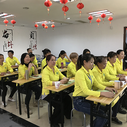 2. 东莞育婴师学校