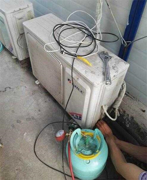 如何判断空调是否需要加注氟