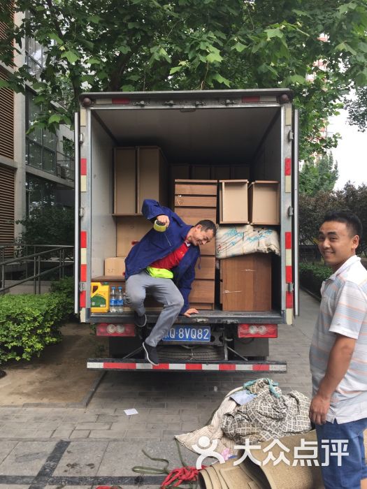 选择兄弟搬家公司的理由