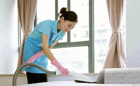 如何使用趣家政服务平台？