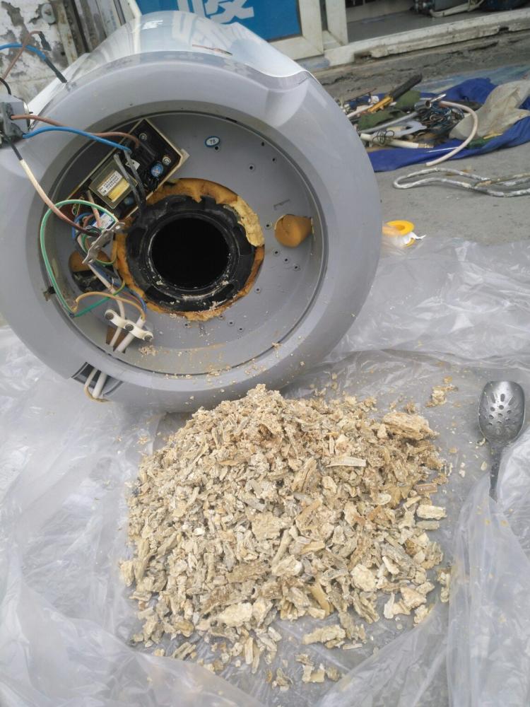 为什么要定期清洗热水器