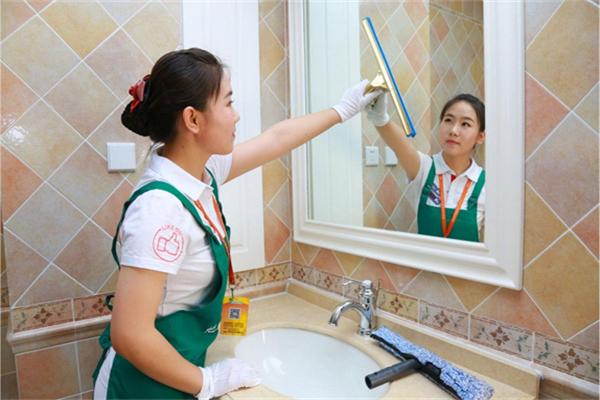 为什么选择郑州家政服务？
