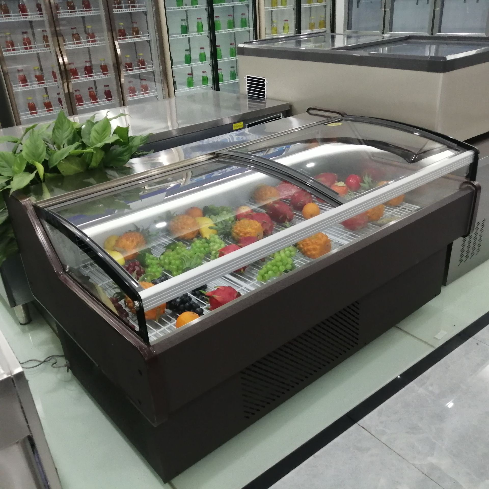 3. 冷冻冰柜展示柜