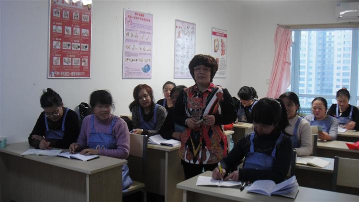泸州育儿嫂公司的优势