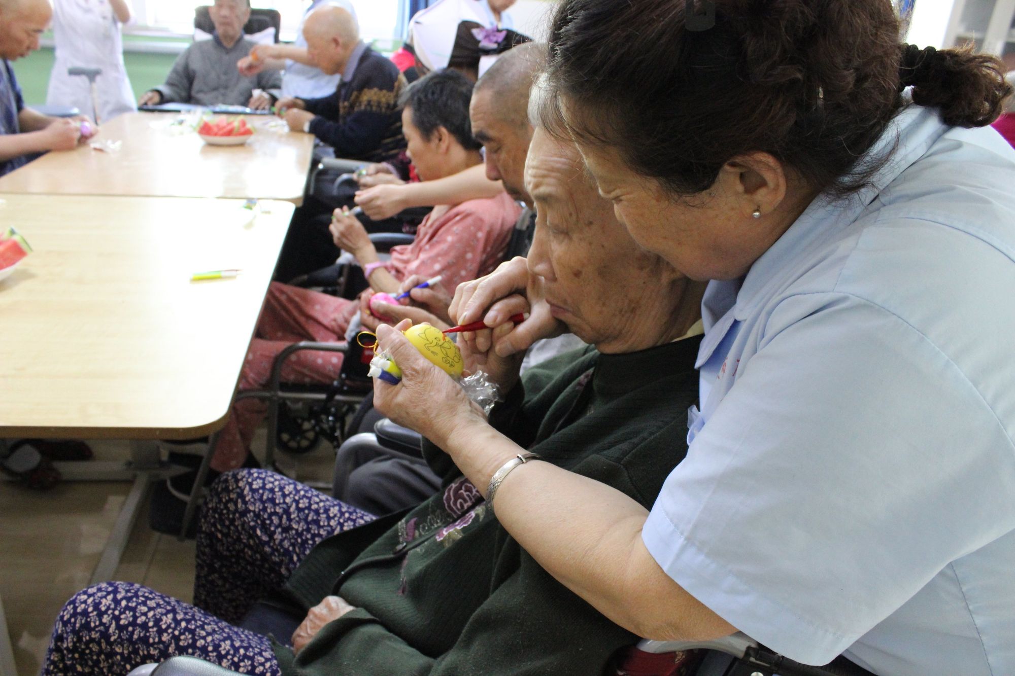 上海养老院护工费用参考