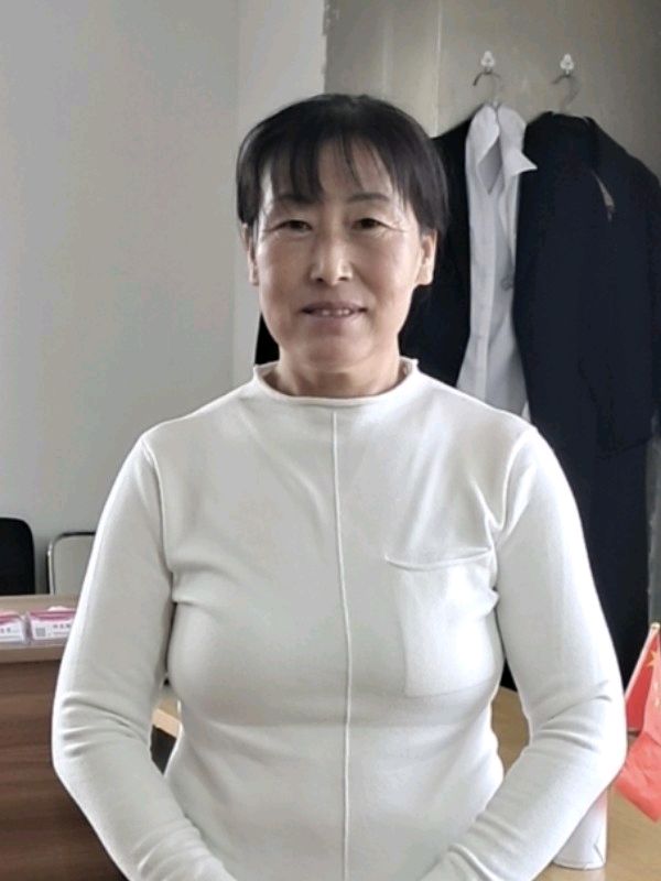 阿姨住家陪护老人服务